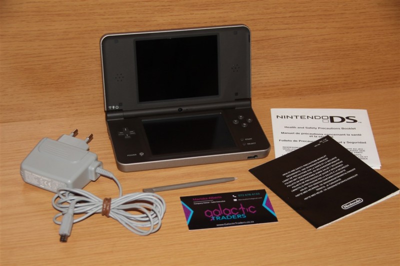Nintendo DS初代 ゴールド - 携帯用ゲーム本体