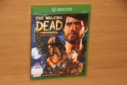 Xbox One The Walking Dead A...